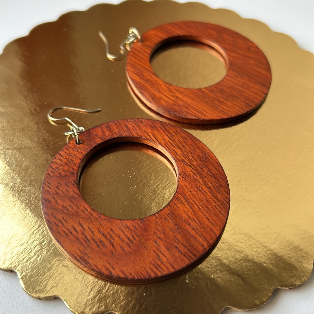 Beautiful Cherry Wood Earrings - Picture 4 of 4